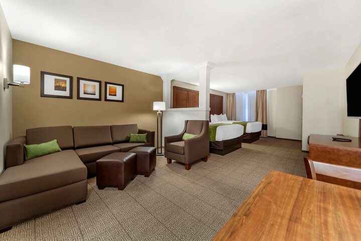 Comfort Suites Grand Island South