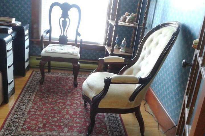 Room 14 of 65