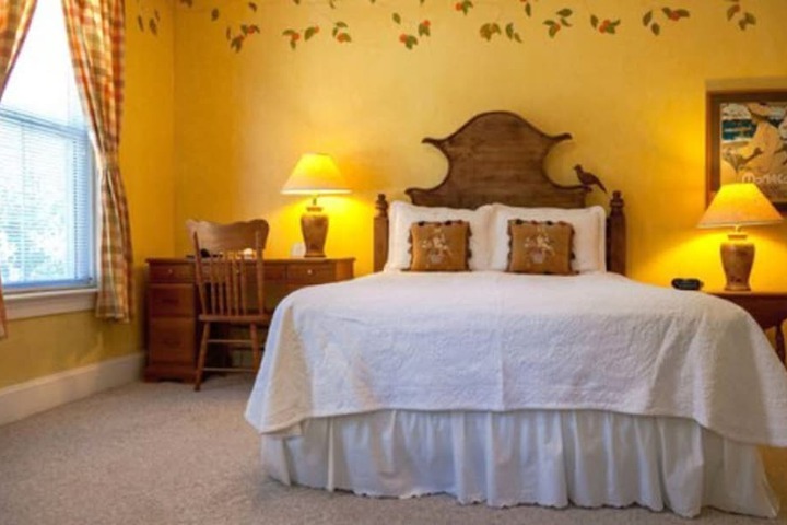 Room 17 of 29