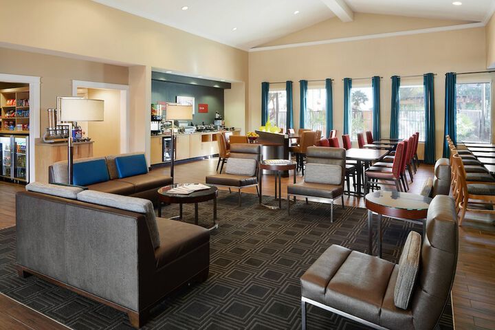 Hotel Interior 9 of 26