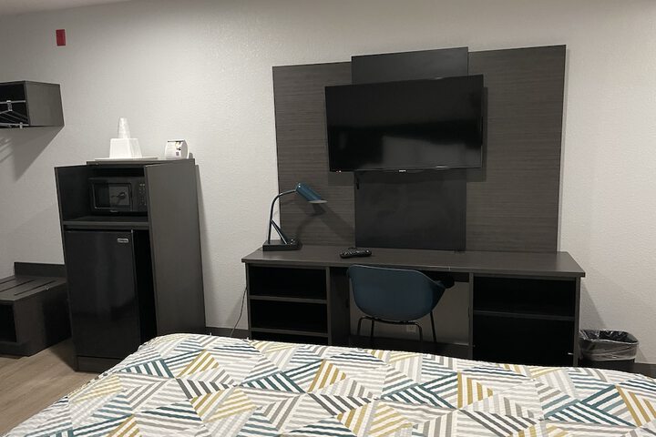 Room 15 of 34