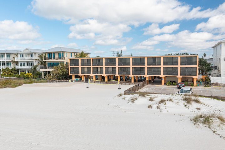 Hotel 1 of 32