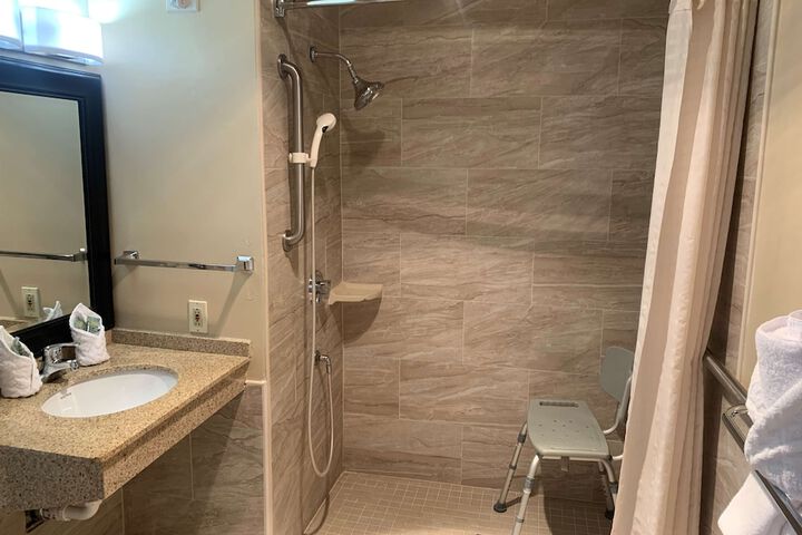 New Englander Inn Bennington