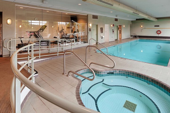 Pool 7 of 65