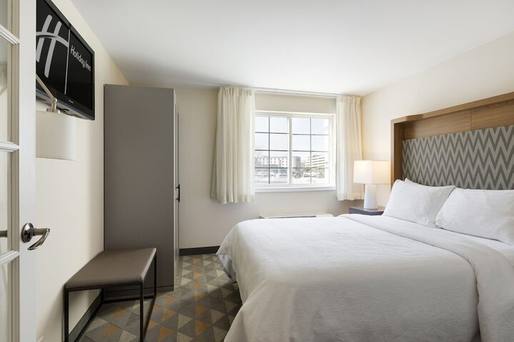 Room 28 of 55