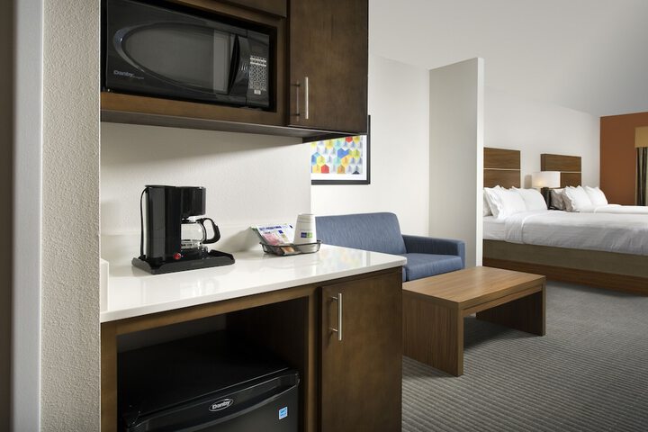 Room 19 of 31
