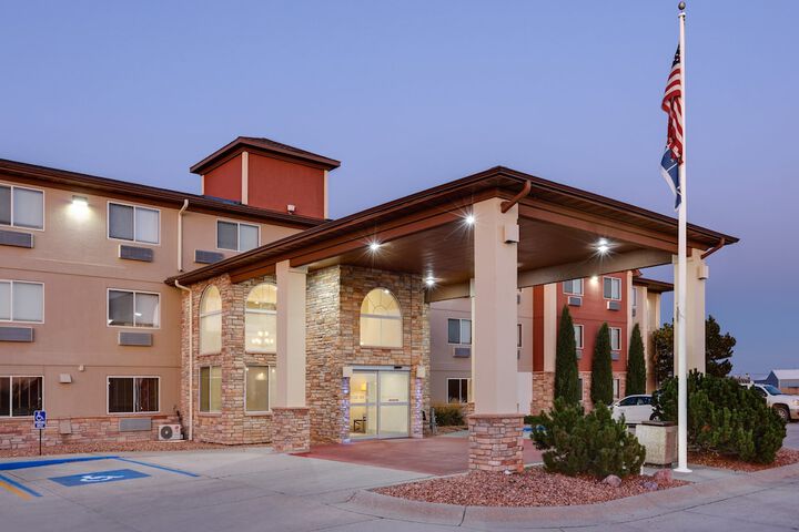 Holiday Inn Express Hotel & Suites Scottsbluff-Gering by IHG