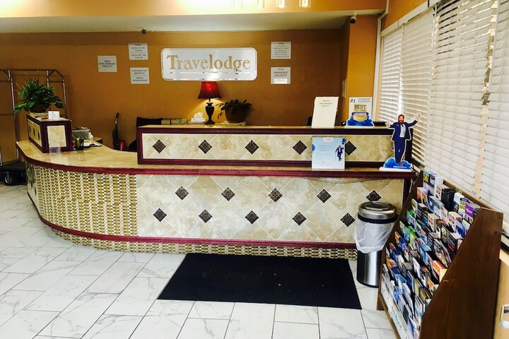 Travelodge by Wyndham Reno Downtown