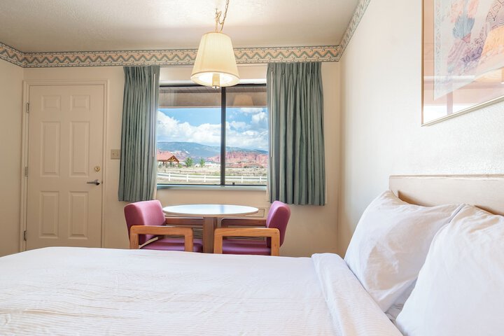 Room 9 of 20