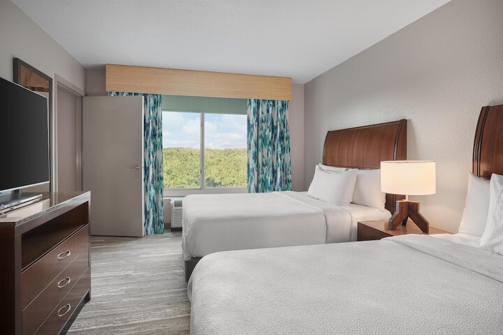 Hilton Garden Inn Tampa North Busch Gardens