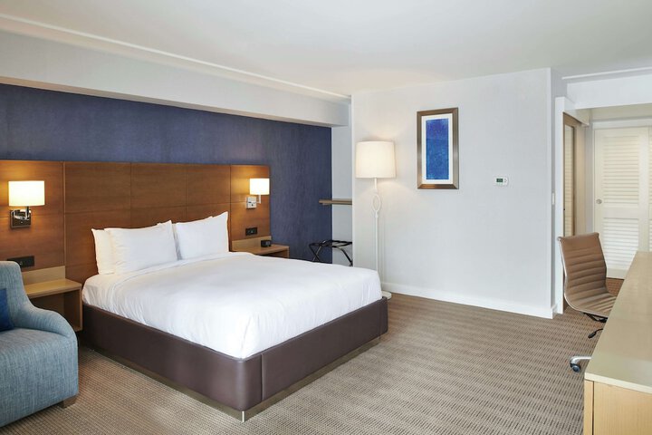 Room 33 of 55