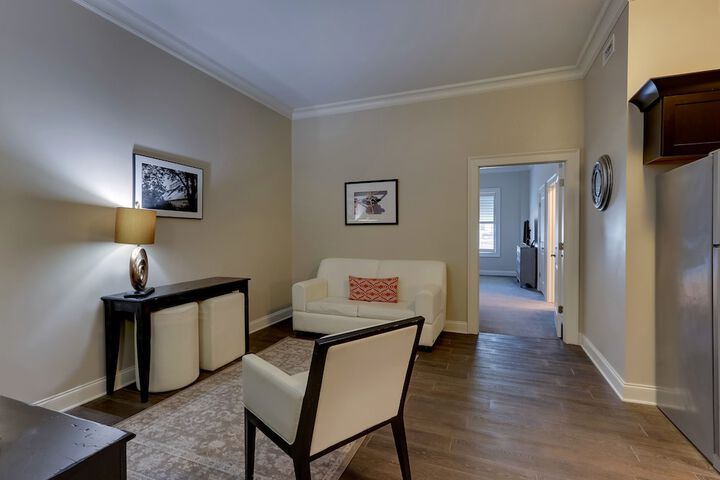 Room 25 of 43