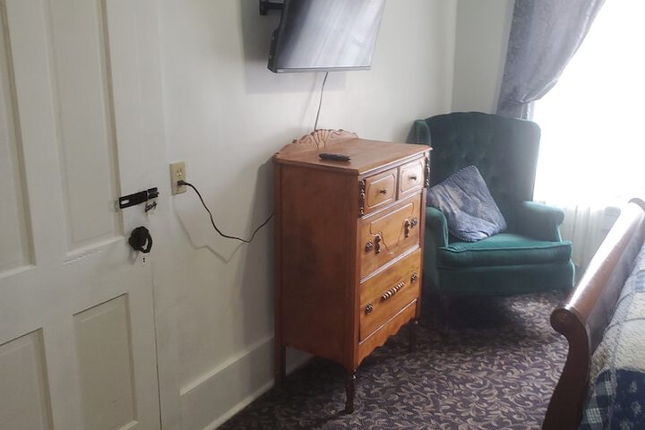Room 29 of 63