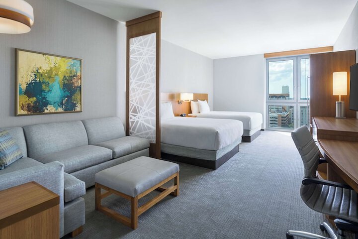 Hyatt Place St. Petersburg / Downtown