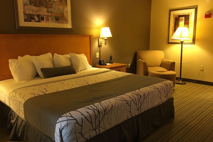 Room 51 of 83