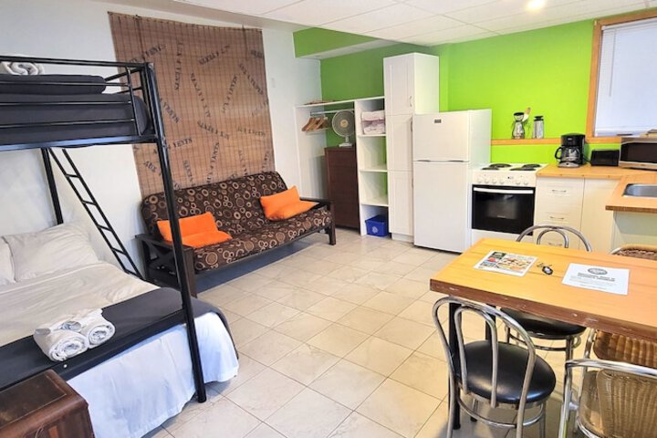 Room 60 of 99