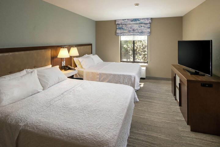 Room 16 of 33