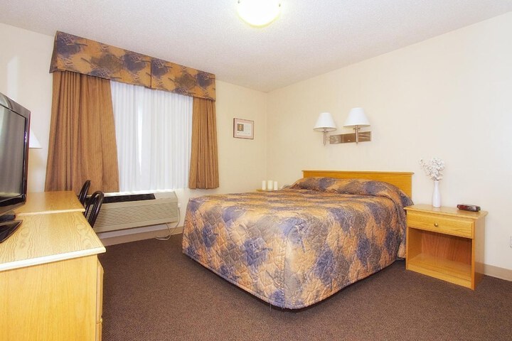 Room 32 of 37