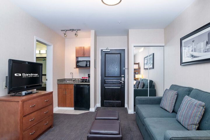 Room 54 of 73