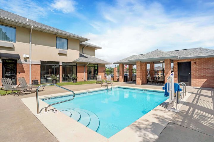 Pool 2 of 37