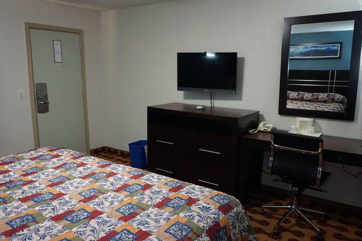 Room 20 of 26