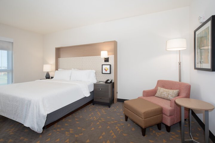 Room 41 of 65