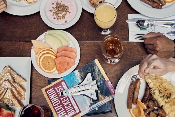 Breakfast/Coffee Service 72 of 101
