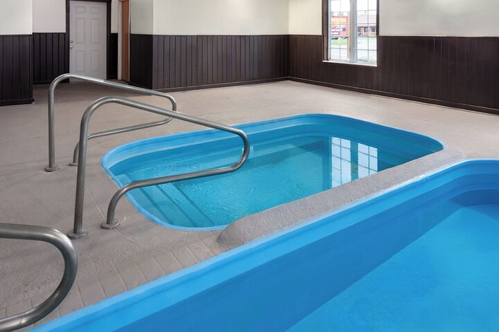 Pool 7 of 64
