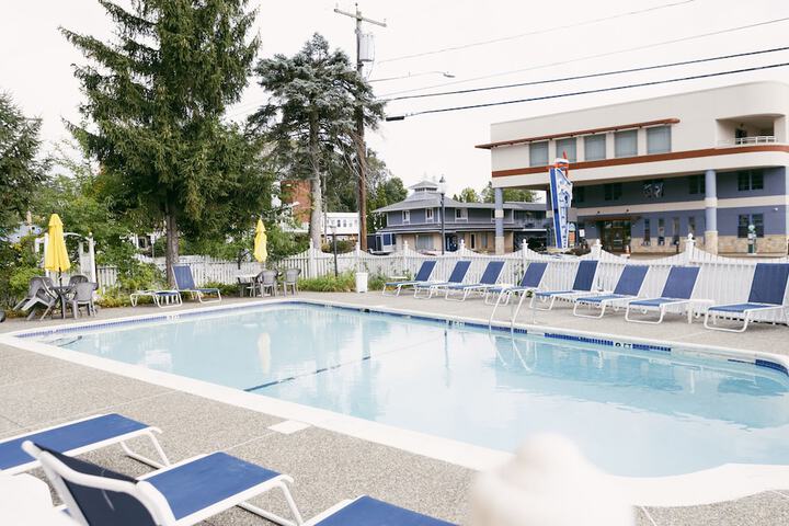 Pool 6 of 66