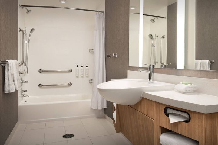 SpringHill Suites by Marriott Charleston Airport & Convention Center