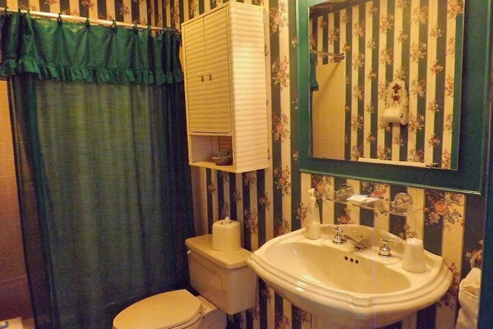 Room 26 of 58
