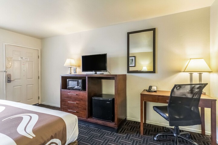 Quality Inn Fresno Near University