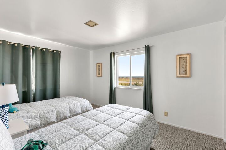 Room 72 of 115