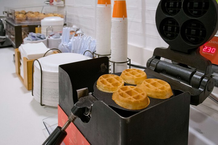 Breakfast/Coffee Service 19 of 22