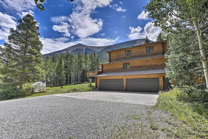 Silver Plume Mountain Haven With Views & Deck!