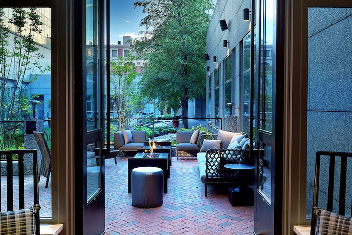 The Logan Philadelphia Curio Collection by Hilton