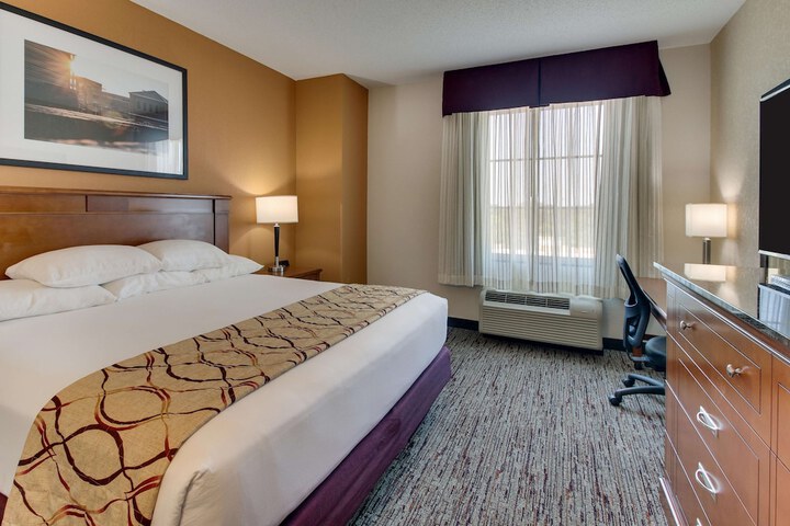 Room 44 of 72