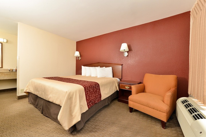 Room 9 of 23