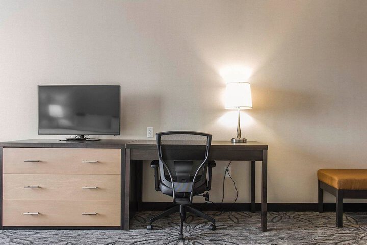 Room 35 of 54