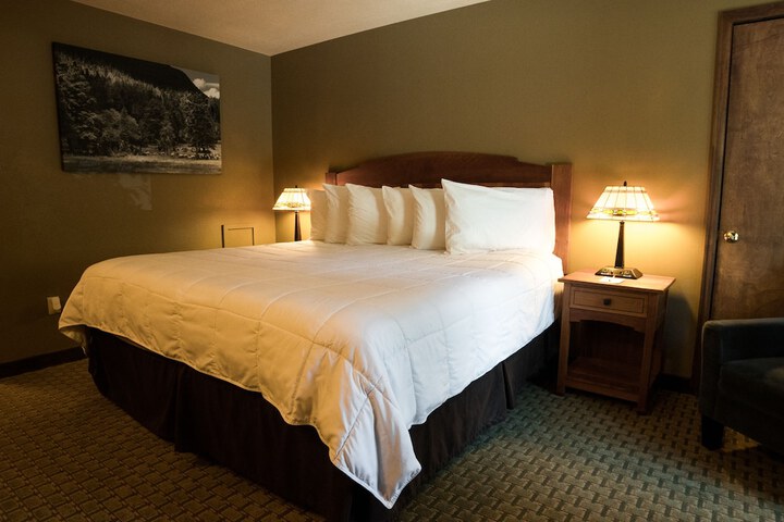 Room 171 of 191