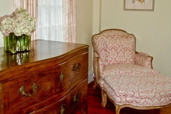 Room 20 of 37