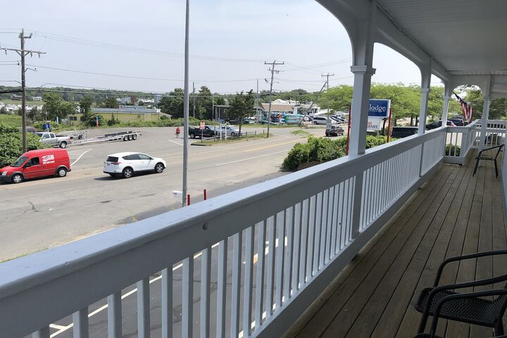 Travelodge by Wyndham Cape Cod Area