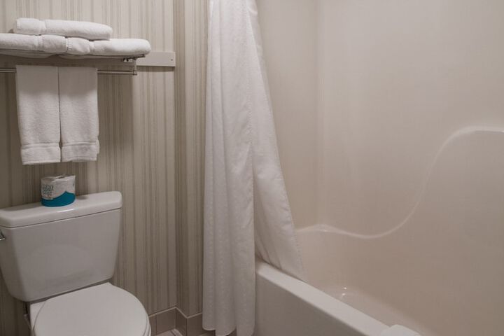 Room 40 of 53