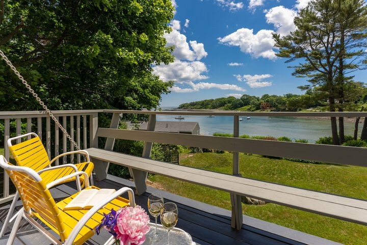 Dockside Guest Quarters & Restaurant