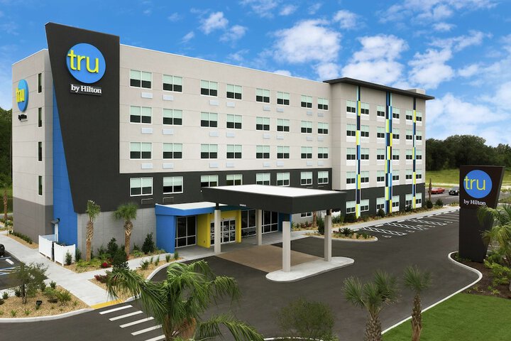 Hotel 2 of 52