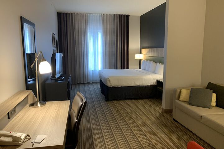 Country Inn & Suites by Radisson St. Charles Historic District