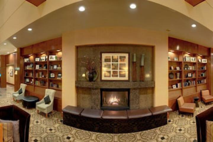 Hilton Knoxville
