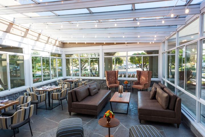 Hotel Indigo Napa Valley by IHG