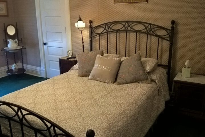 Room 21 of 89