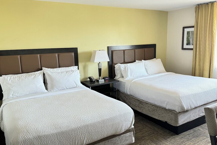 Room 33 of 49